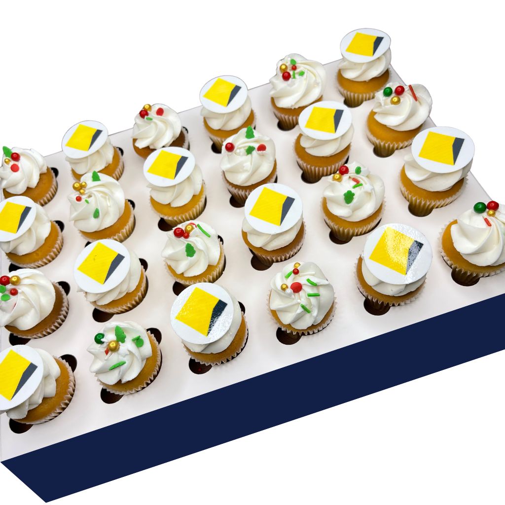 24x Christmas Vanilla Mini Cupcakes